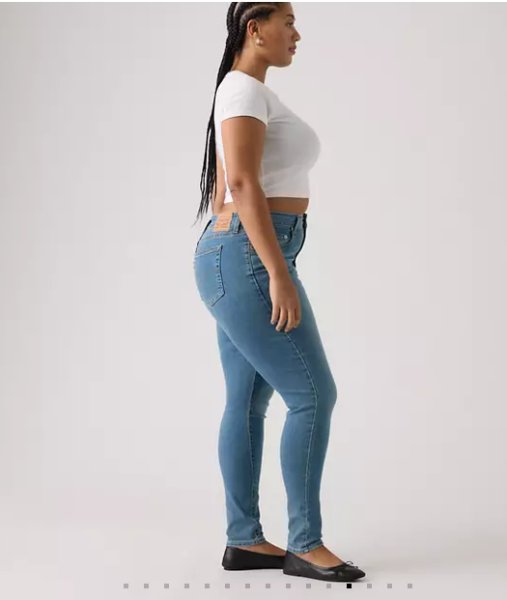 Levis — photo 2