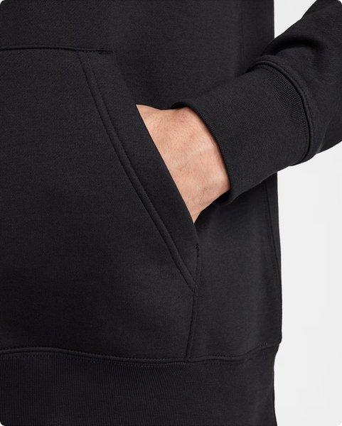 NIKE — photo 3